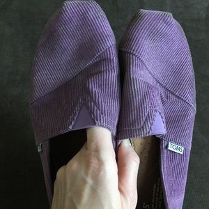 TOMS - purple corduroy, size 10, worn ~5 times